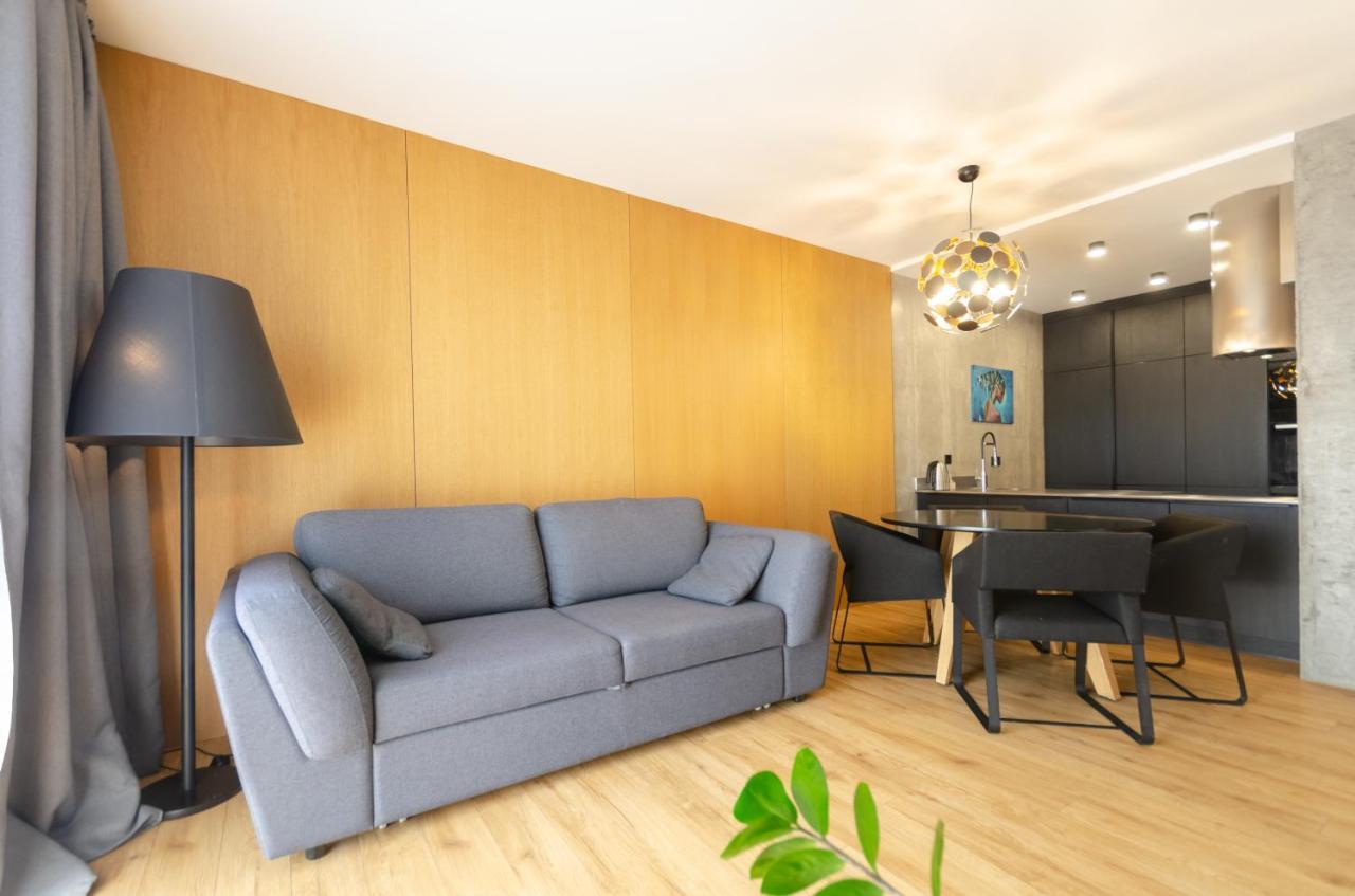 Petrovdom 23-173 In Stylish Apartments At Rc Киев Экстерьер фото